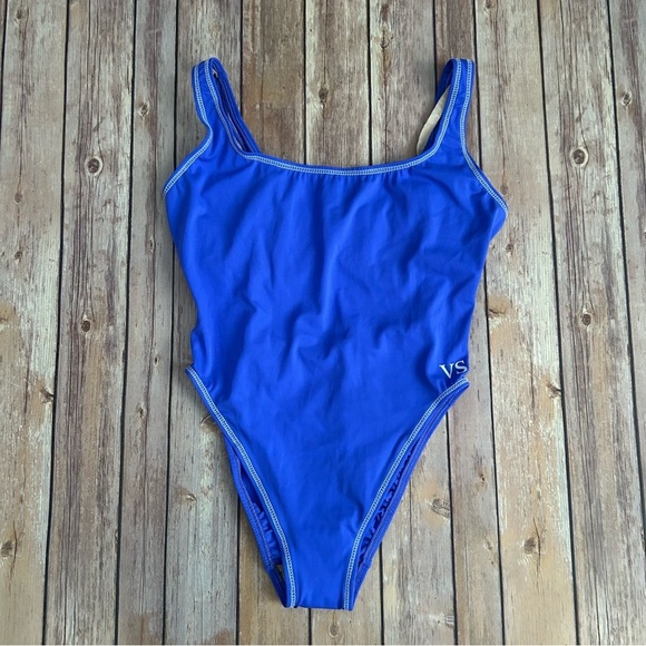 Vintage Victoria’s Secret Swimsuit | Size 12 - Picture 1 of 7